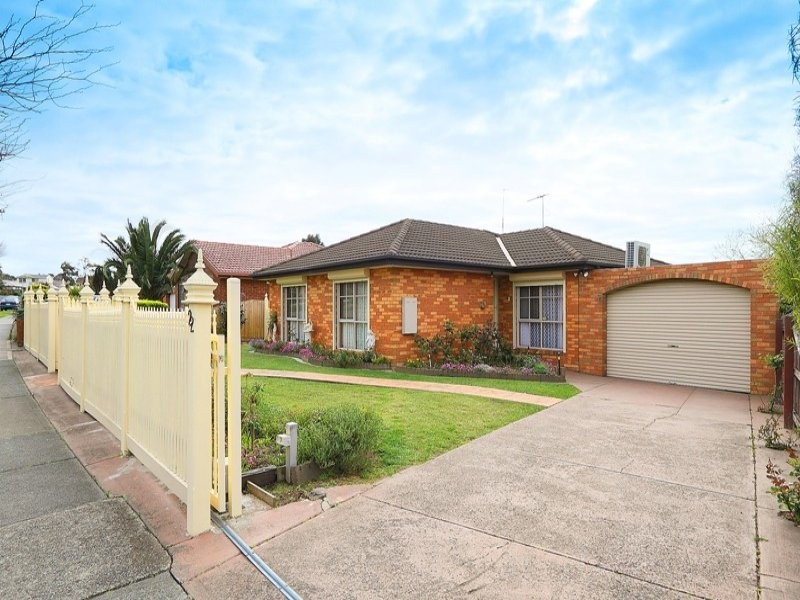 22 Hinrichsen Drive, Hallam VIC 3803