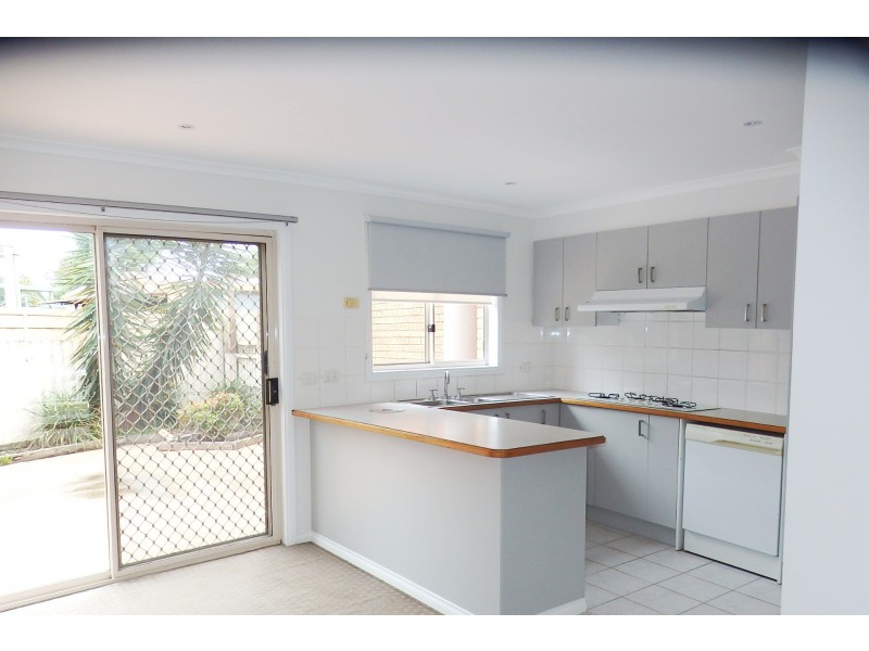 4 MARSHALL PLACE, Hallam VIC 3803