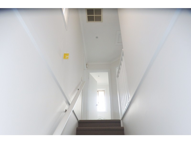 4 MARSHALL PLACE, Hallam VIC 3803