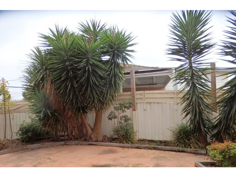 4 MARSHALL PLACE, Hallam VIC 3803