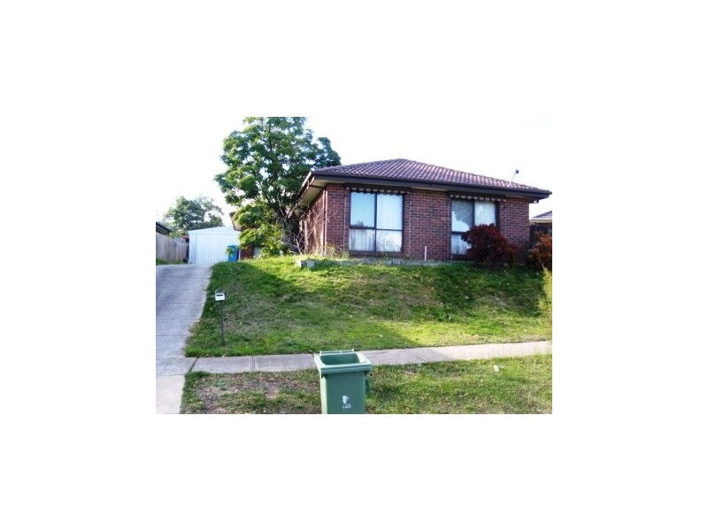 19 Carmen Court, Hampton Park VIC 3976