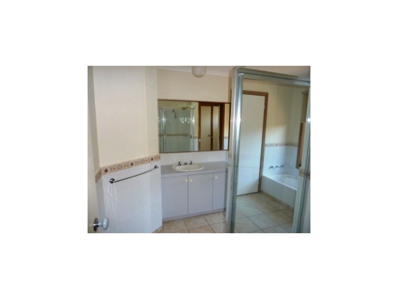 19 Hazeldean Court, Hampton Park VIC 3976