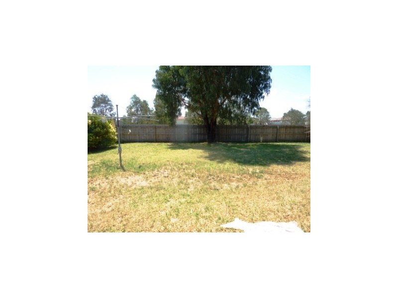 19 Hazeldean Court, Hampton Park VIC 3976