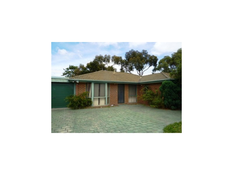 20 Mollisons Hill, Hampton Park VIC 3976