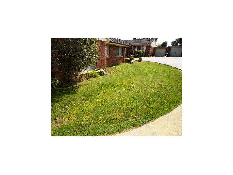 17/9-11 Olive Road, Eumemmerring VIC 3177