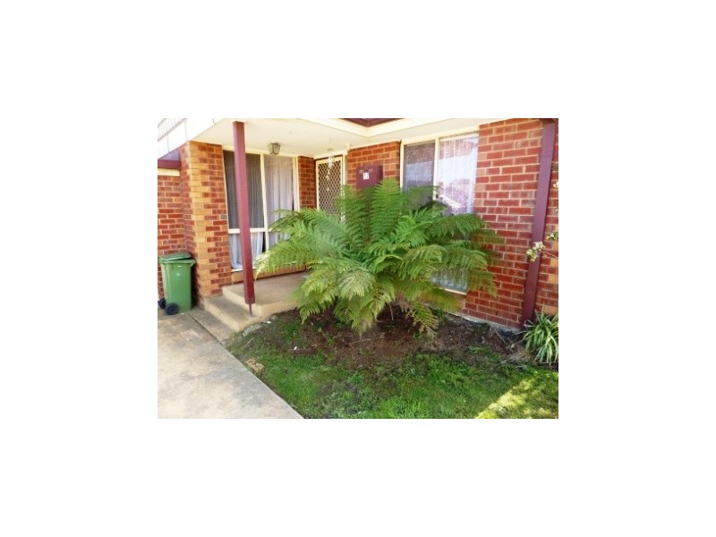 17/9-11 Olive Road, Eumemmerring VIC 3177