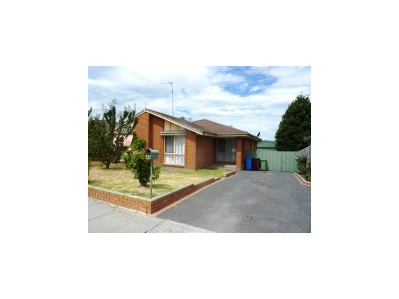 40  Verona Drive, Hampton Park VIC 3976