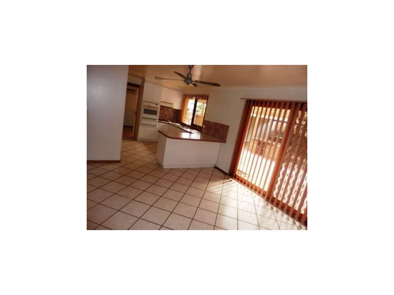 3 Caron Close, Hallam VIC 3803