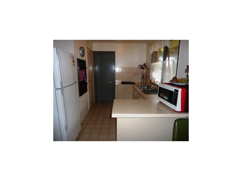 7  Godwin Crescent, Cranbourne North VIC 3977