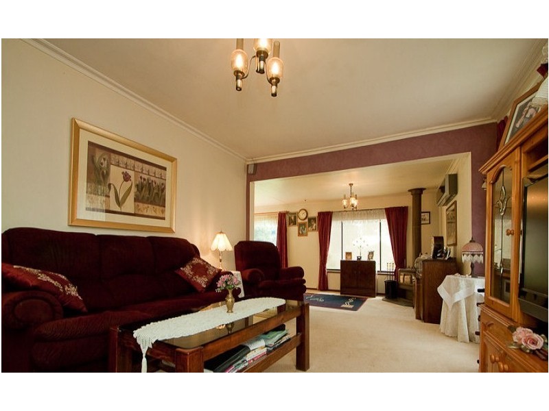 11 Carlisle Road, Hallam VIC 3803