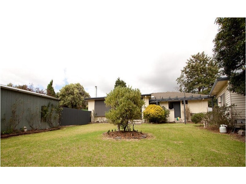 11 Carlisle Road, Hallam VIC 3803