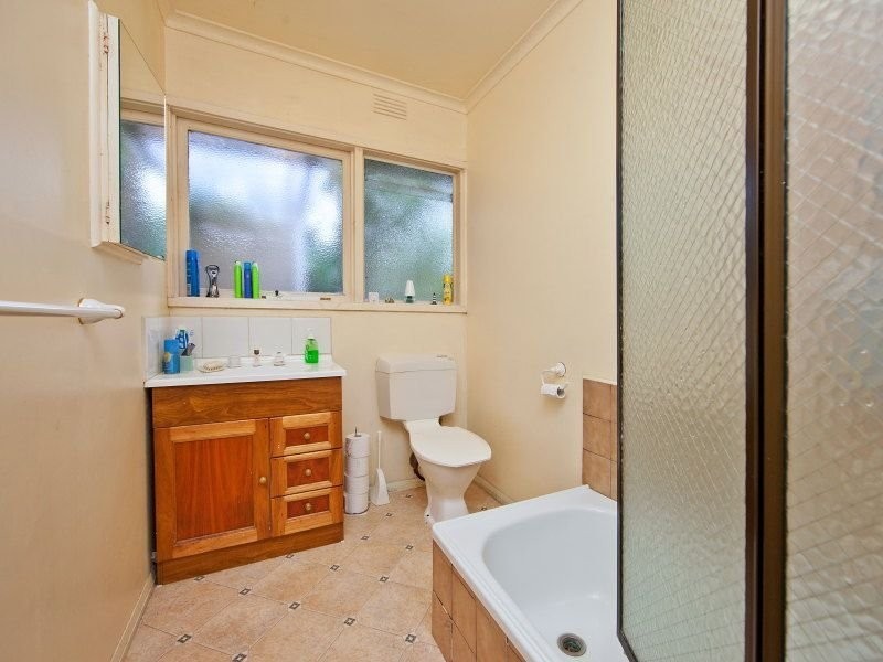 39 Meerlu Avenue, Frankston VIC 3199