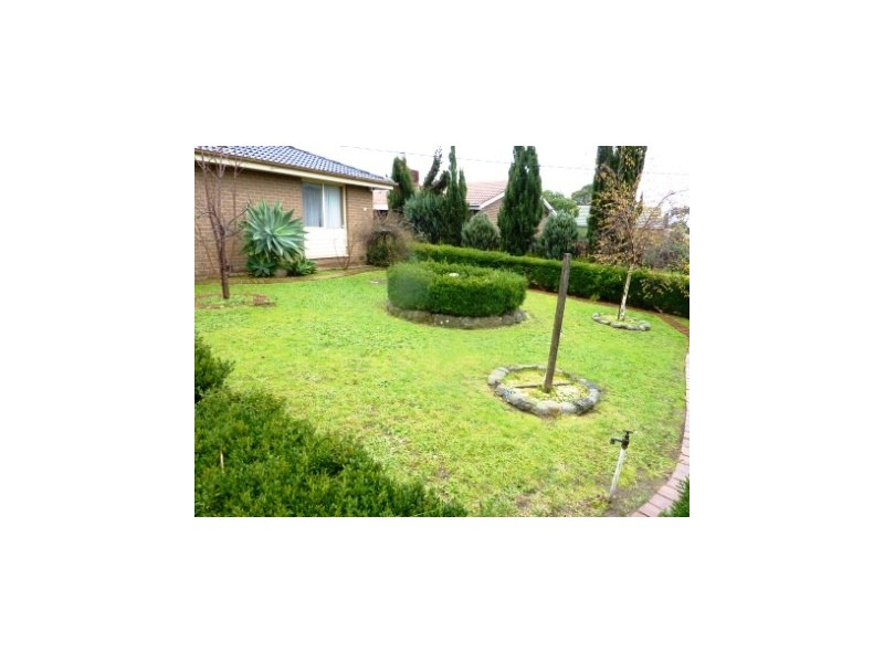 11 Highland, Hampton Park VIC 3976