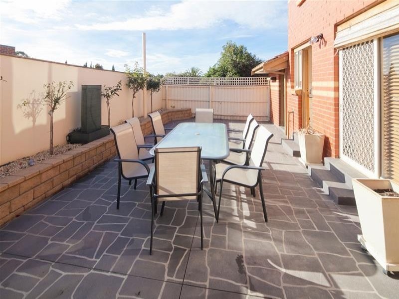 14/8-10 Belgrave Hallam rd, Hallam VIC 3803