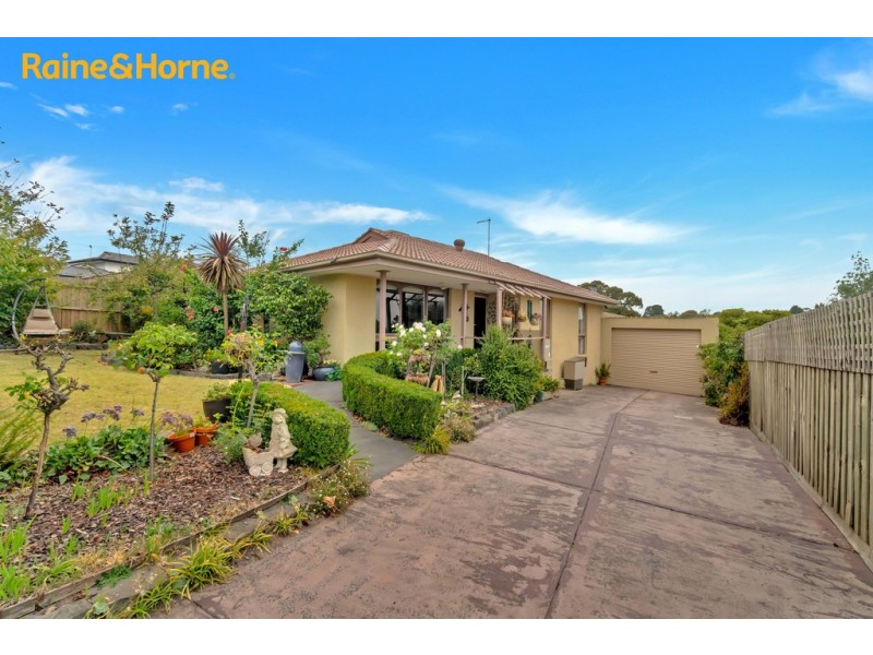 10 EVERTON CLOSE, Hallam VIC 3803