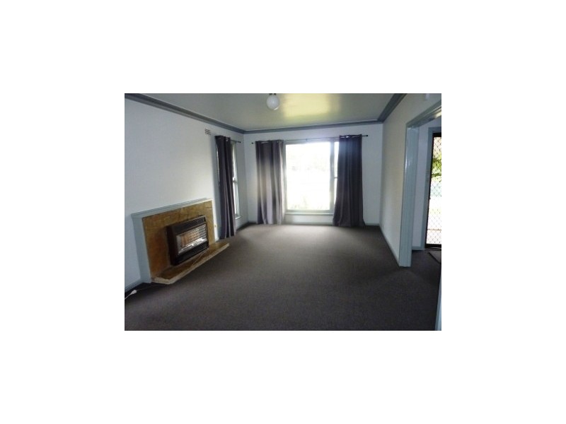 2/162 PRINCES HIGHWAY, Hallam VIC 3803