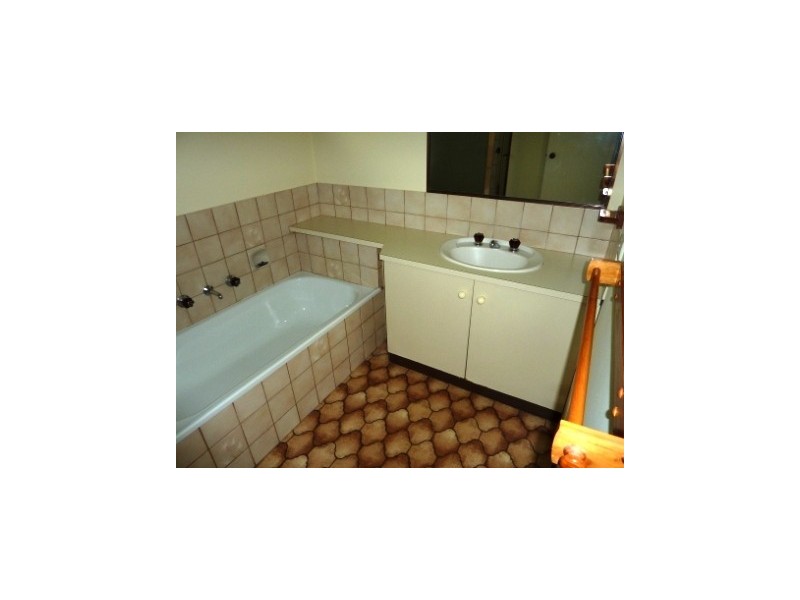 4/25 Kays Avenue, Hallam VIC 3803