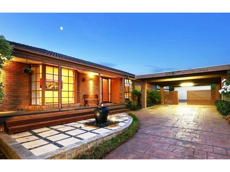 21 Marjoram Close, Hallam VIC 3803