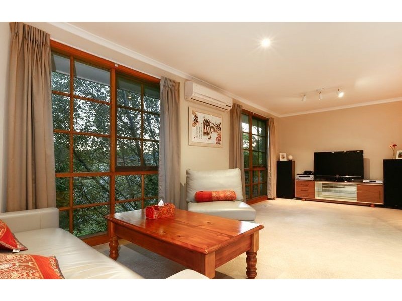 21 Marjoram Close, Hallam VIC 3803