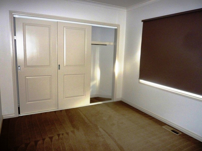 2/9 Allison Avenue, Eumemmerring VIC 3177