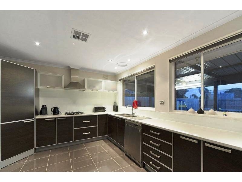 70 Albert Road, Hallam VIC 3803