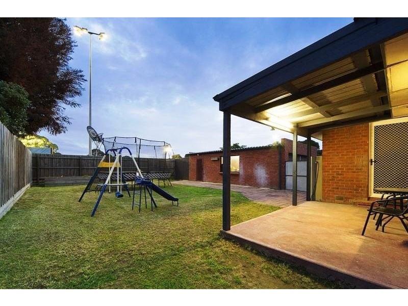 70 Albert Road, Hallam VIC 3803