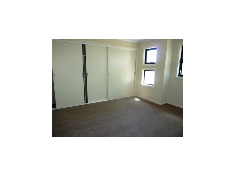 3/28 Burrows Avenue, Dandenong VIC 3175