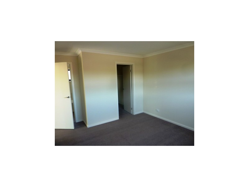 3/28 Burrows Avenue, Dandenong VIC 3175