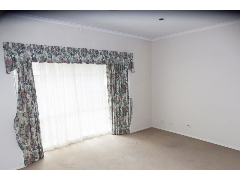 7 Wheatsheaf Court, Narre Warren North VIC 3804