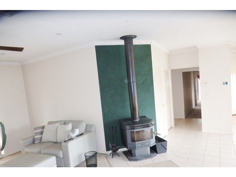 7 Wheatsheaf Court, Narre Warren North VIC 3804