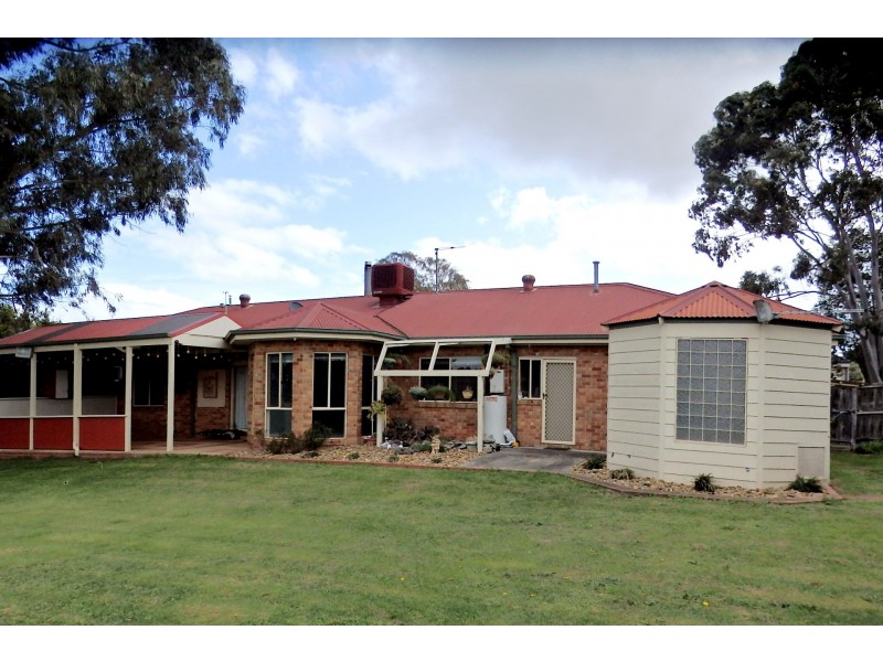 7 Wheatsheaf Court, Narre Warren North VIC 3804