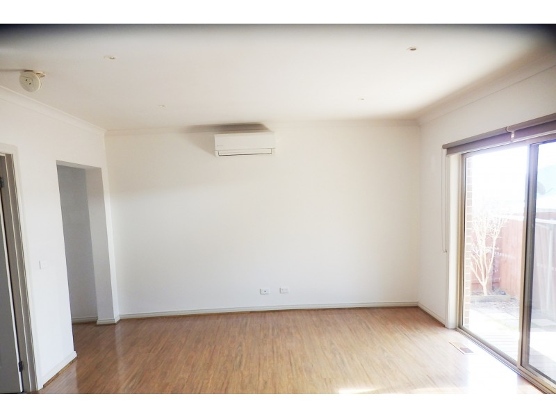 3/9 Allison, Eumemmerring VIC 3177