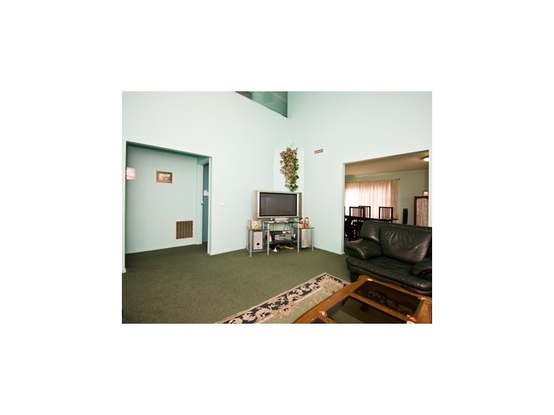 103 Saffron Drive, Narre Warren VIC 3805