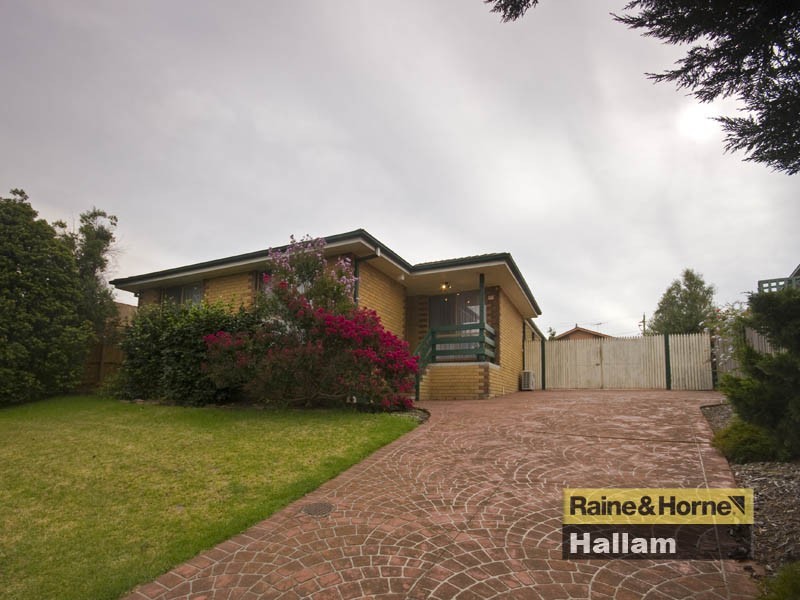 23 Weeden Crescent, Hallam VIC 3803