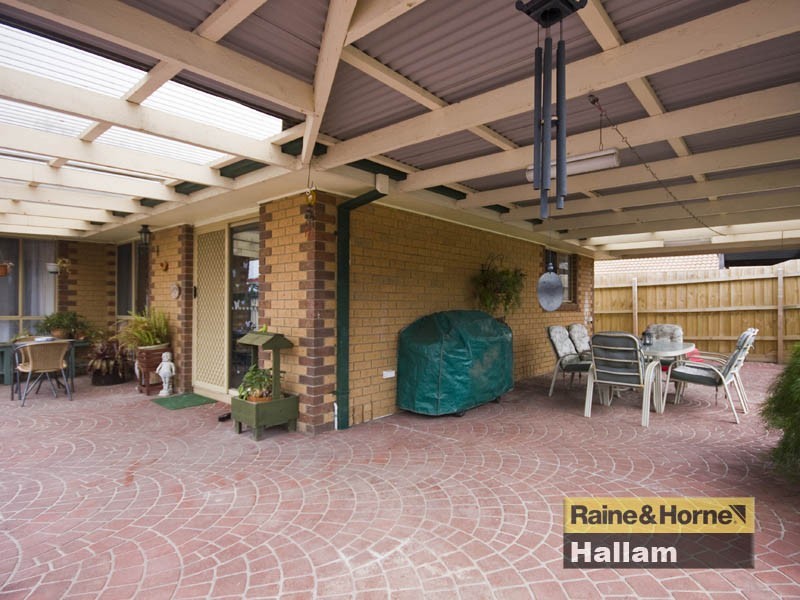 23 Weeden Crescent, Hallam VIC 3803