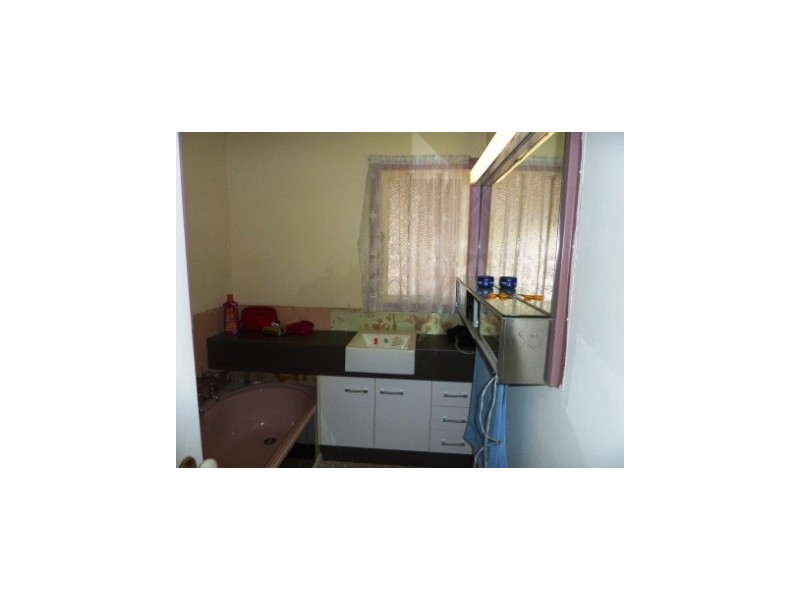 15 Princes Domain Drive, Hallam VIC 3803