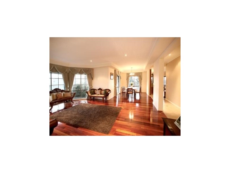 2 Halcyon Way, Narre Warren South VIC 3805