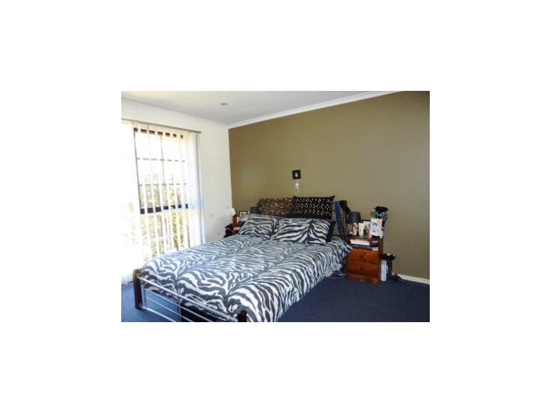 1/12 Bramley Court, Hallam VIC 3803