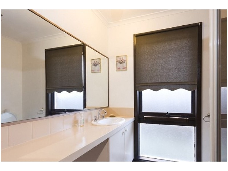 12 Tripoli Court, Hallam VIC 3803