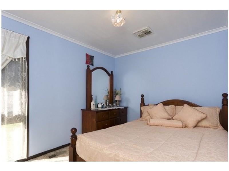 12 Tripoli Court, Hallam VIC 3803