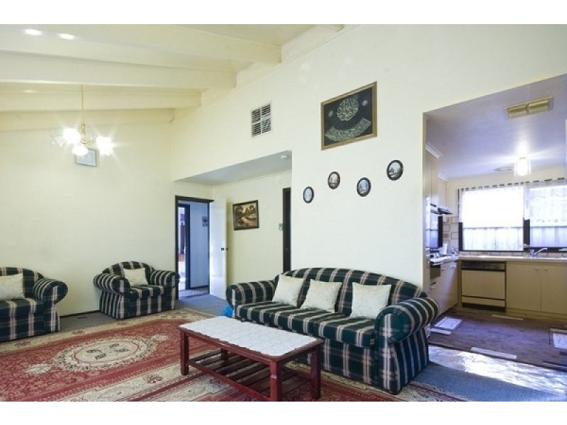 12 Tripoli Court, Hallam VIC 3803