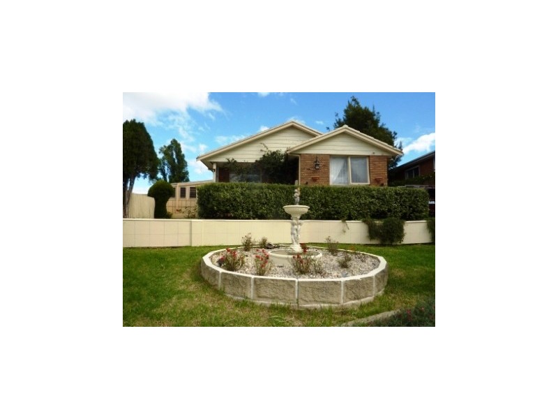 11 Eyebright Square, Hallam VIC 3803