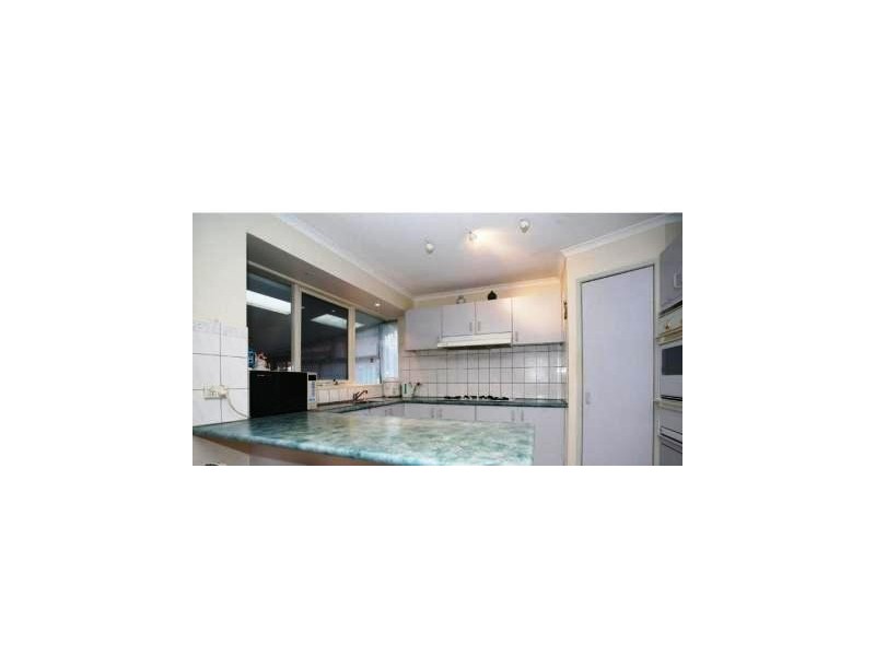11 Eyebright Square, Hallam VIC 3803