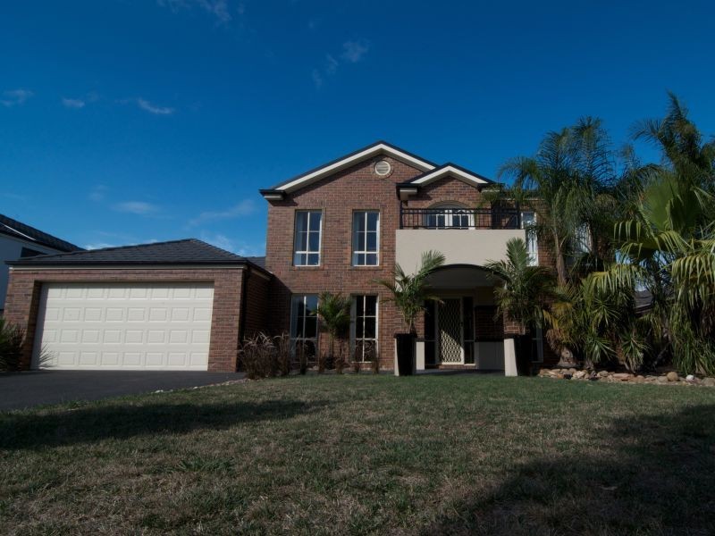 70 Paterson Drive, Lynbrook VIC 3975