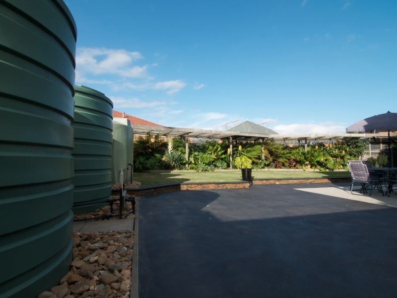 70 Paterson Drive, Lynbrook VIC 3975