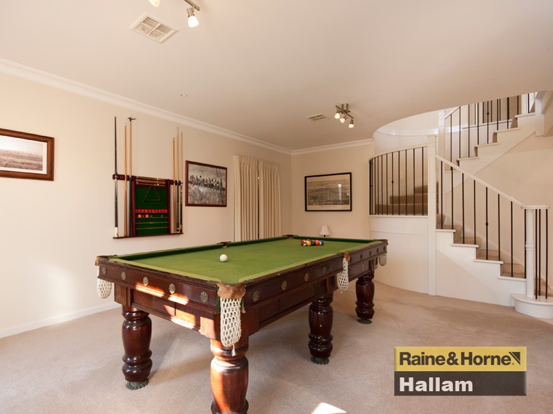 70 Paterson Drive, Lynbrook VIC 3975