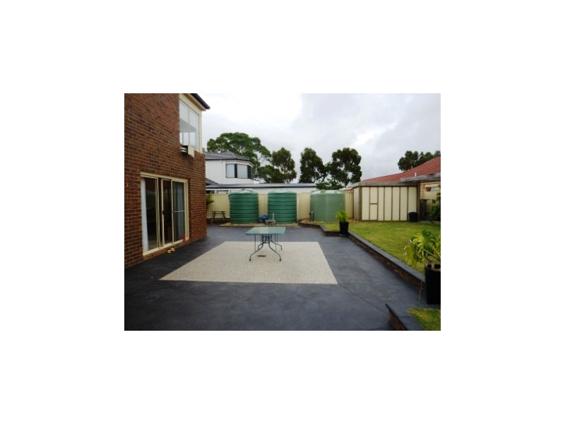 70 Paterson Drive, Lynbrook VIC 3975