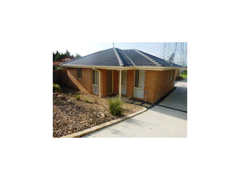 1/61 George Chudleigh Drive, Hallam VIC 3803