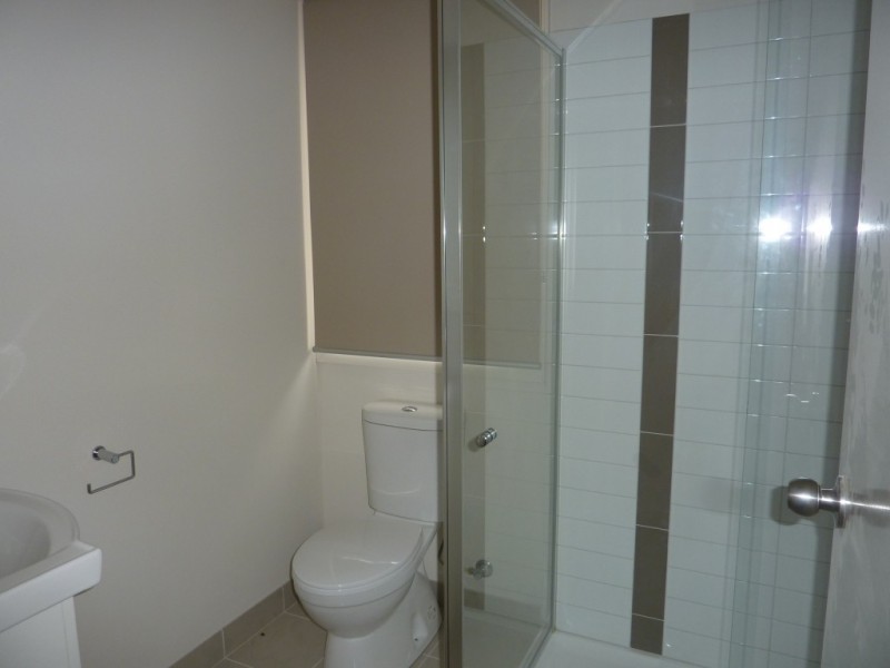 2/4 Young Road, Hallam VIC 3803