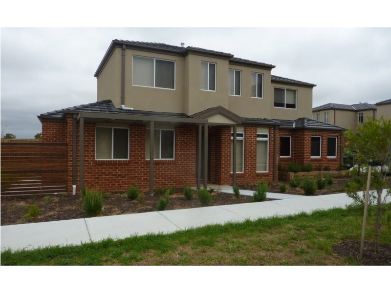 2/4 Young Road, Hallam VIC 3803